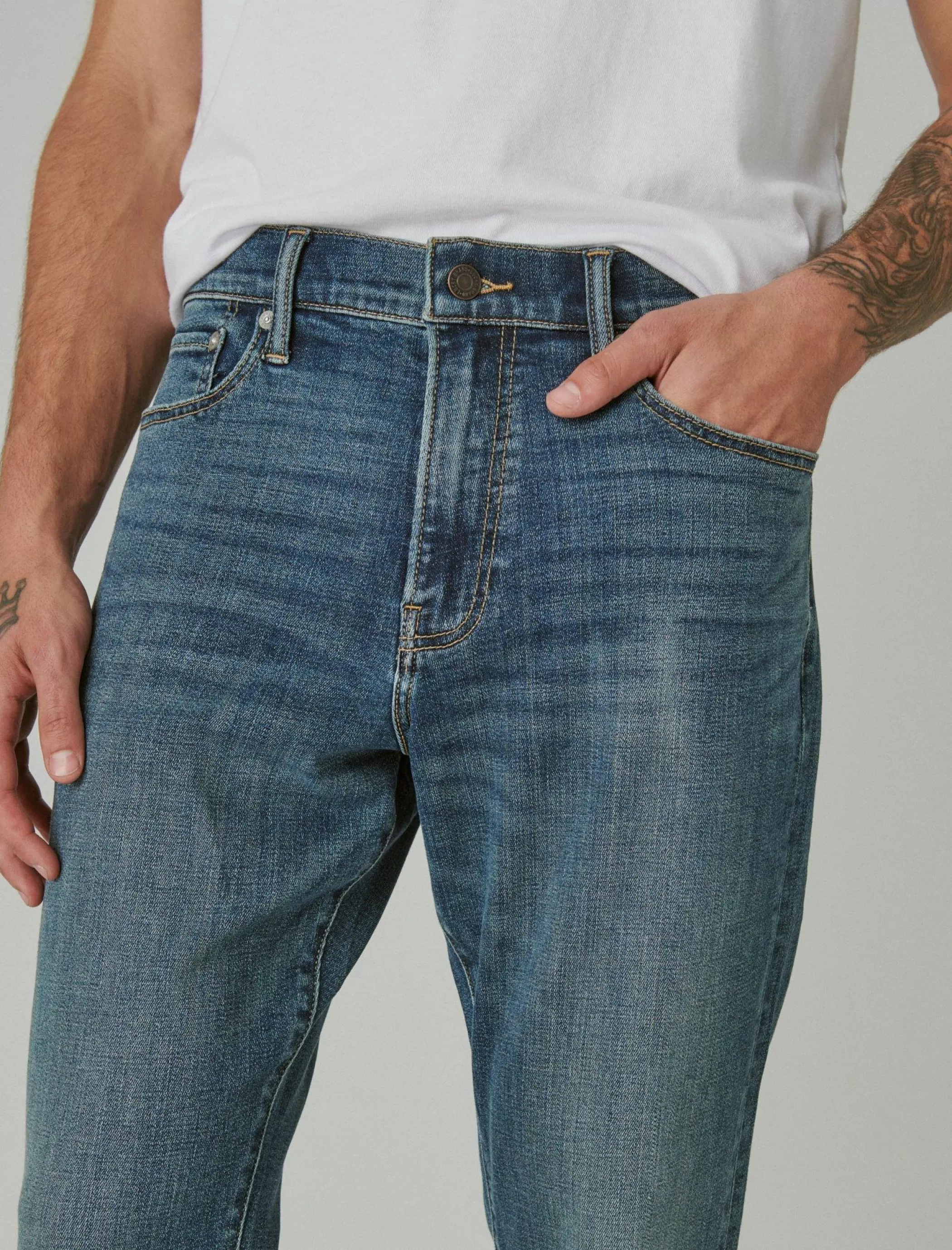 athletic_straight_coolmax_stretch_jean_3-2.webp Lucky Brand Jeans | Straight*410 athletic straight coolmax stretch jean cowen