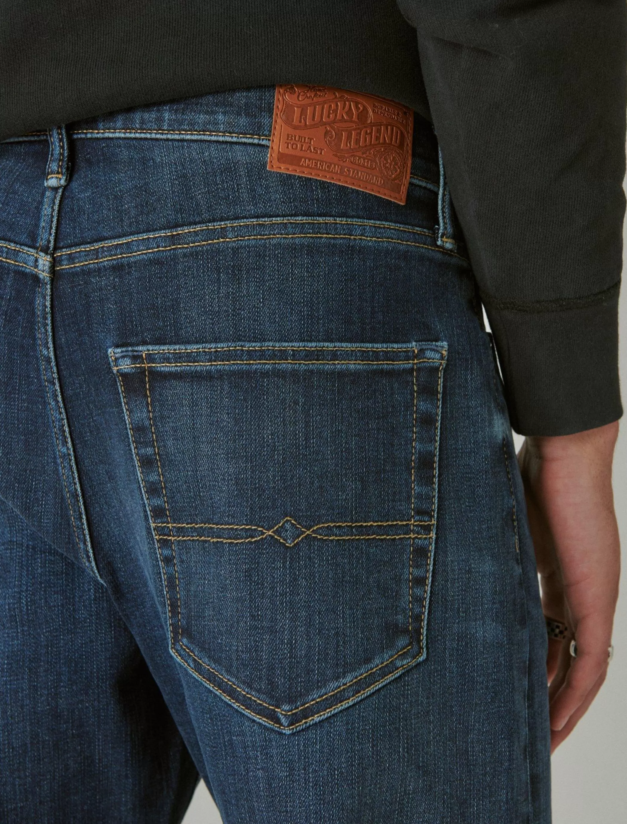 athletic_straight_premium_coolmax_stretch_jean_3.webp Lucky Brand Jeans | Straight | Athletic*410 athletic straight premium coolmax stretch jean royce