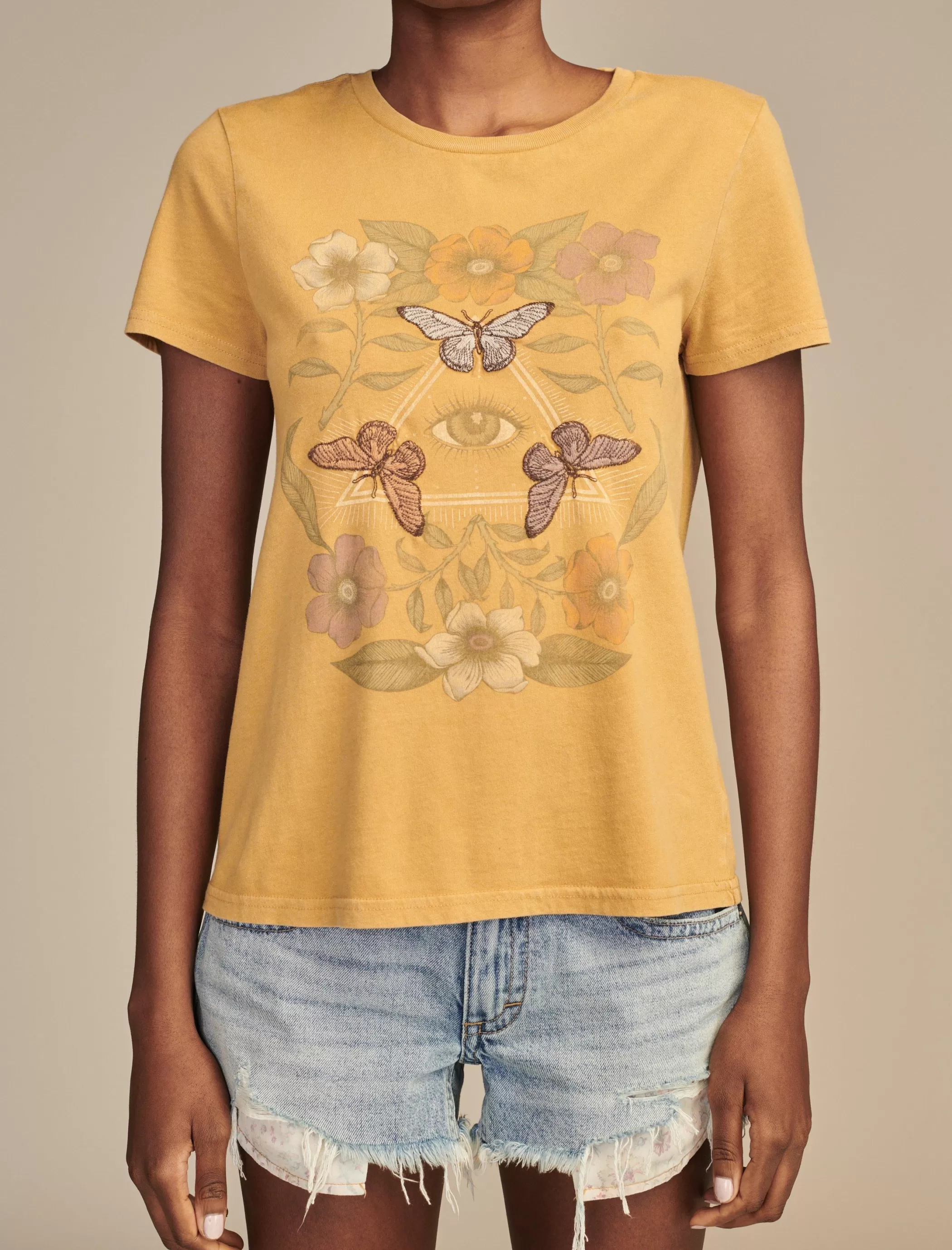 Lucky Brand Graphic Tees*butterfly garden classic crew honey mustard