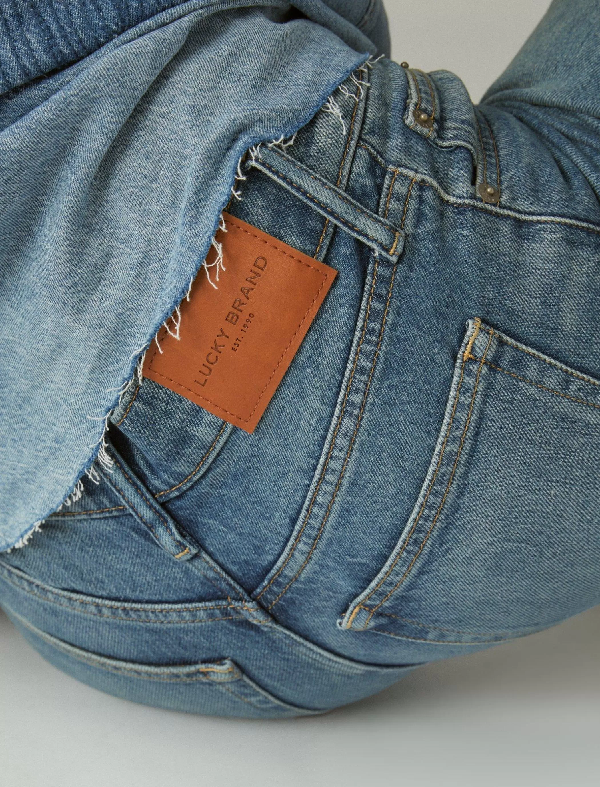 high_rise_drew_mom_4.webp Lucky Brand Jeans | Mom*high rise drew mom starlet dest