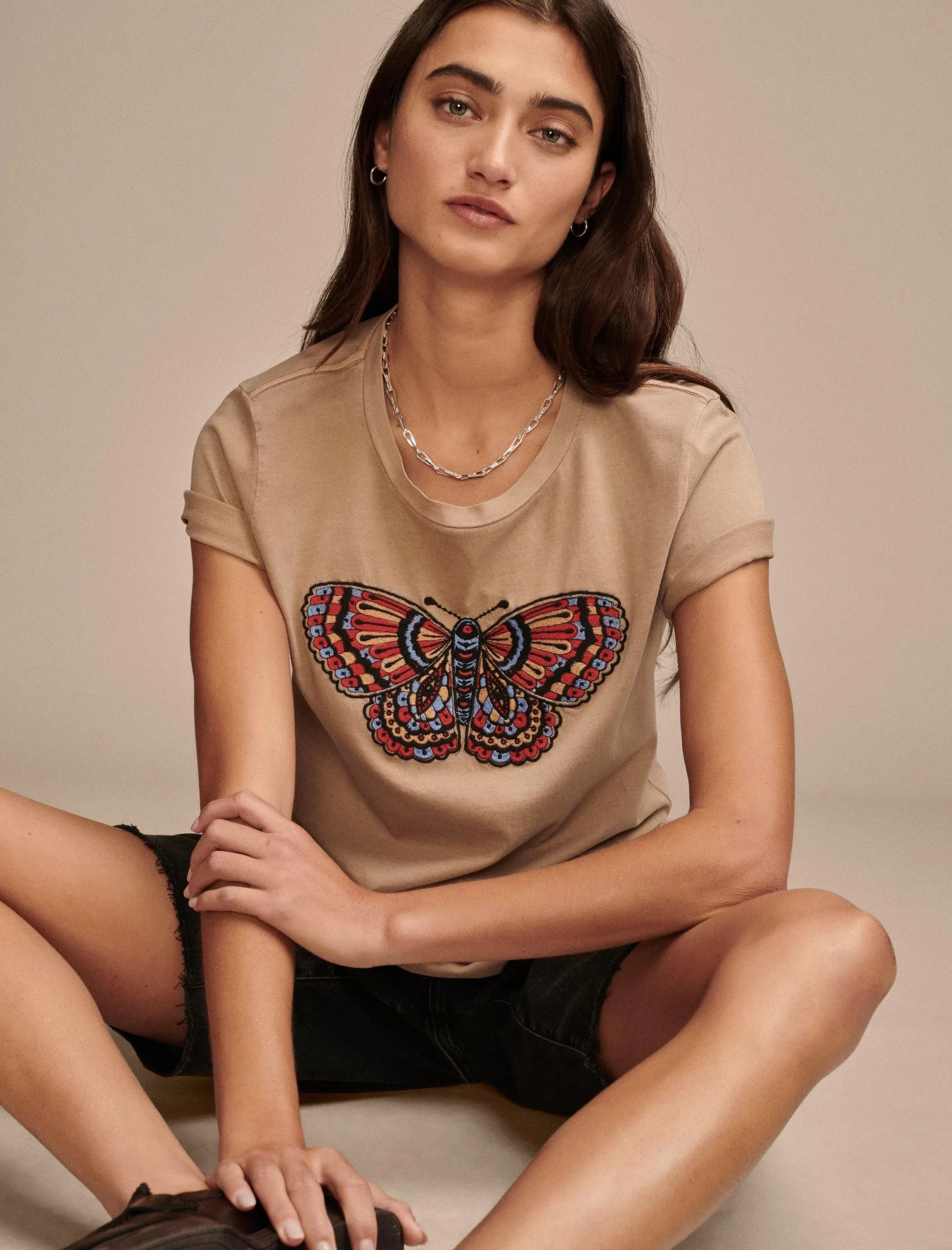Lucky Brand Graphic Tees*multi color butterfly classic crew light taupe