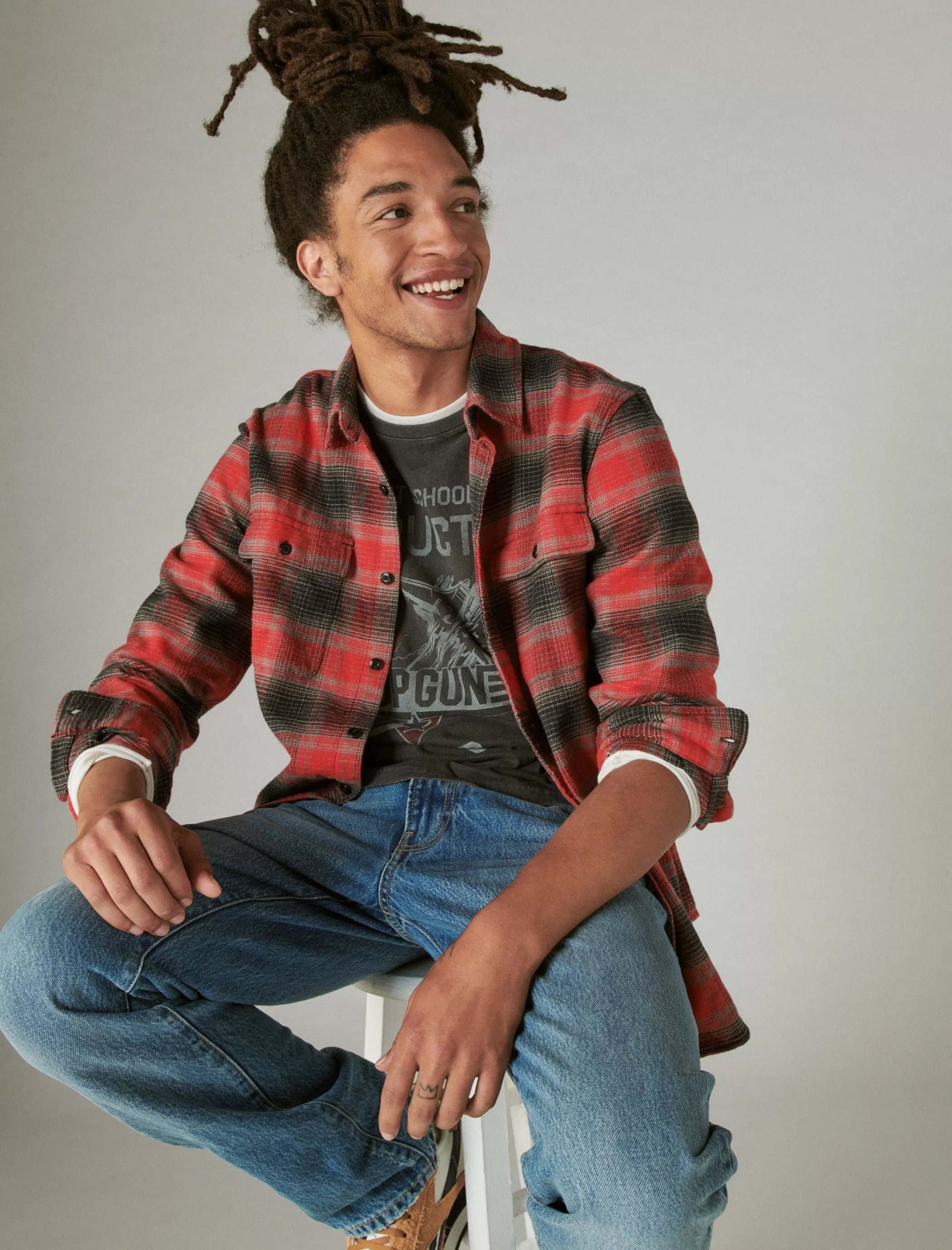 plaid_utility_cloud_soft_long_sleeve_flannel_0-5.webp Lucky Brand Button-Downs*plaid utility cloud soft long sleeve flannel red charcoal