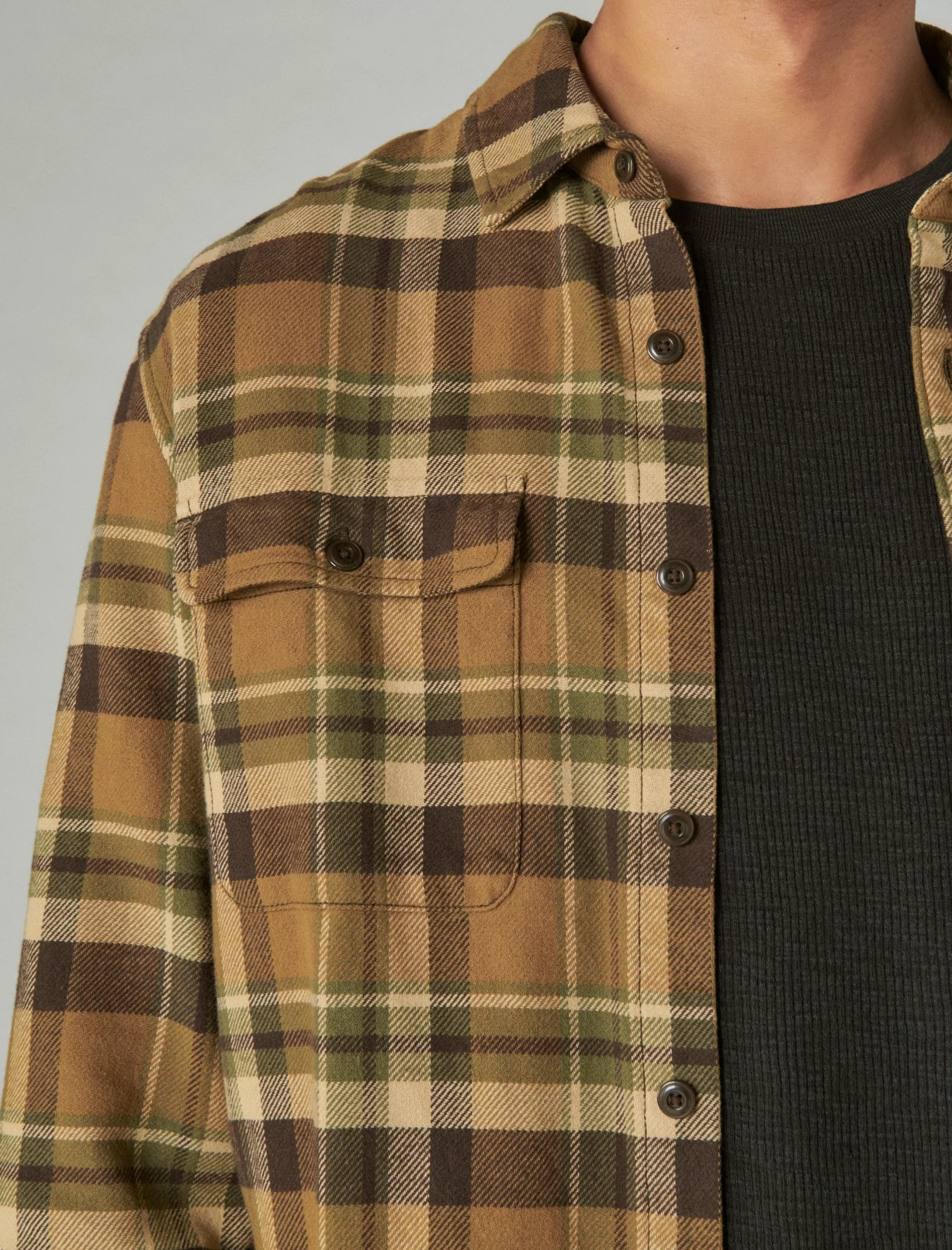 plaid_utility_cloud_soft_long_sleeve_flannel_3-1.webp Lucky Brand Button-Downs*plaid utility cloud soft long sleeve flannel natural multi plaid