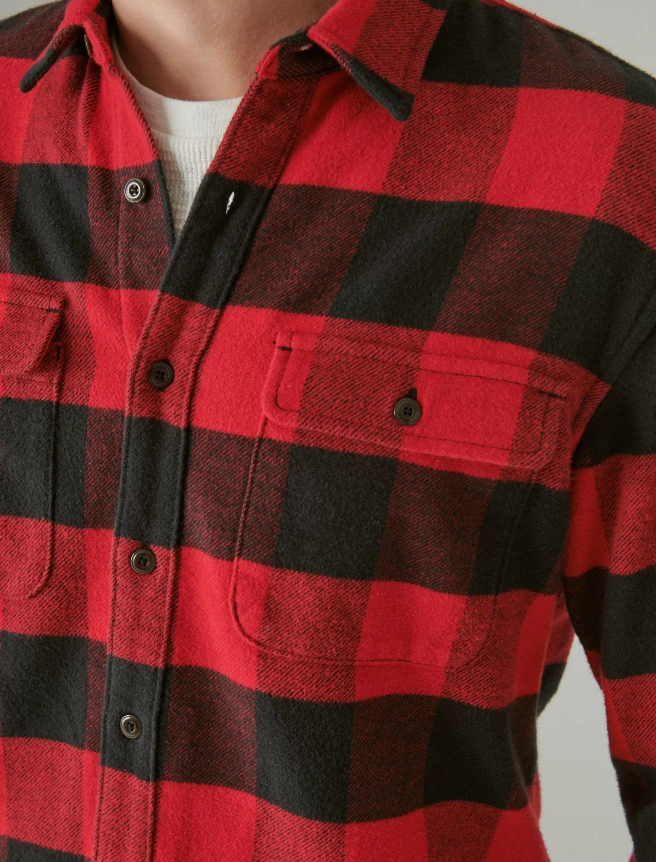 plaid_utility_cloud_soft_long_sleeve_flannel_3-7.webp Lucky Brand Button-Downs*plaid utility cloud soft long sleeve flannel red/black plaid