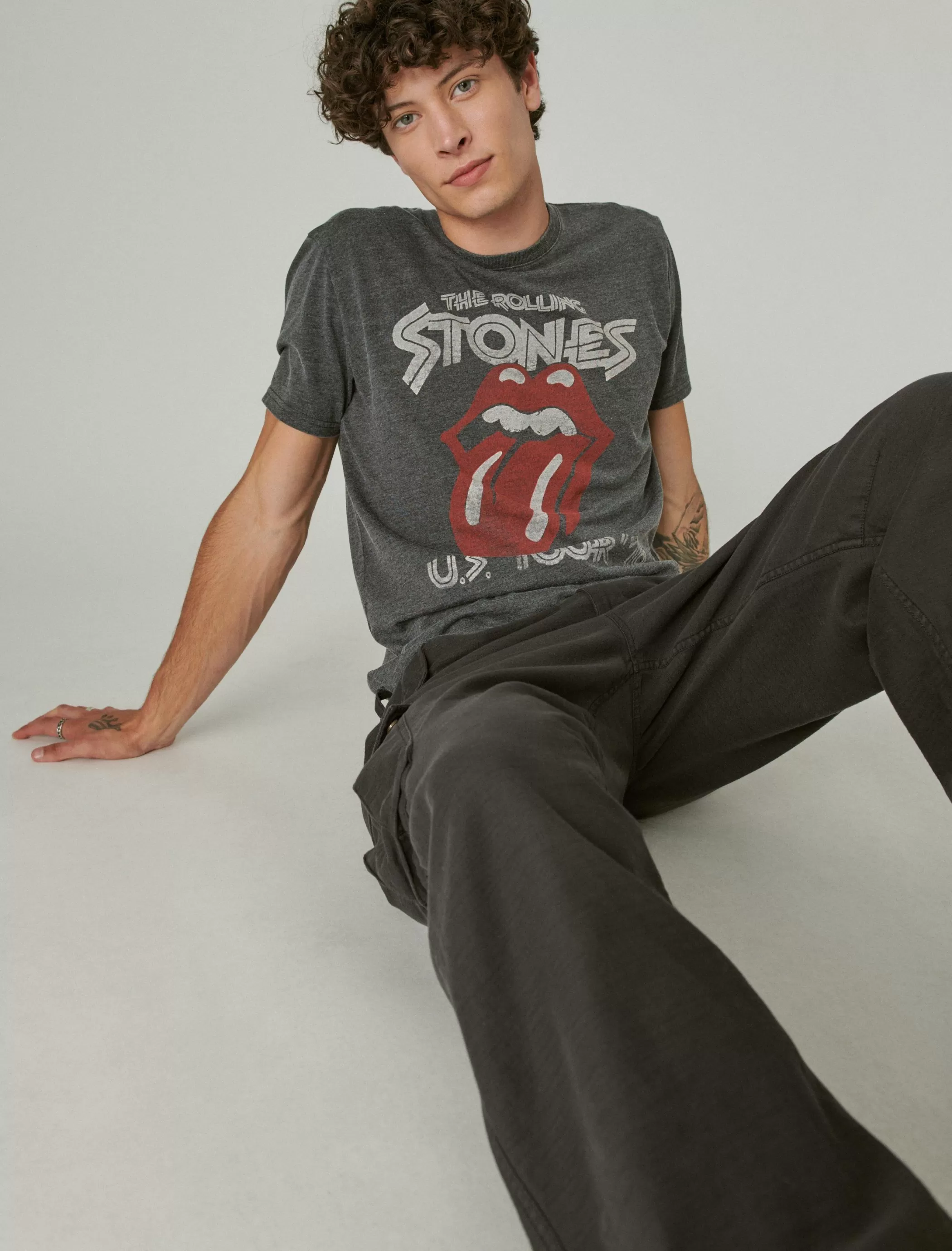 Lucky Brand Graphic Tees*rolling stones vintage washed tour tee jet black
