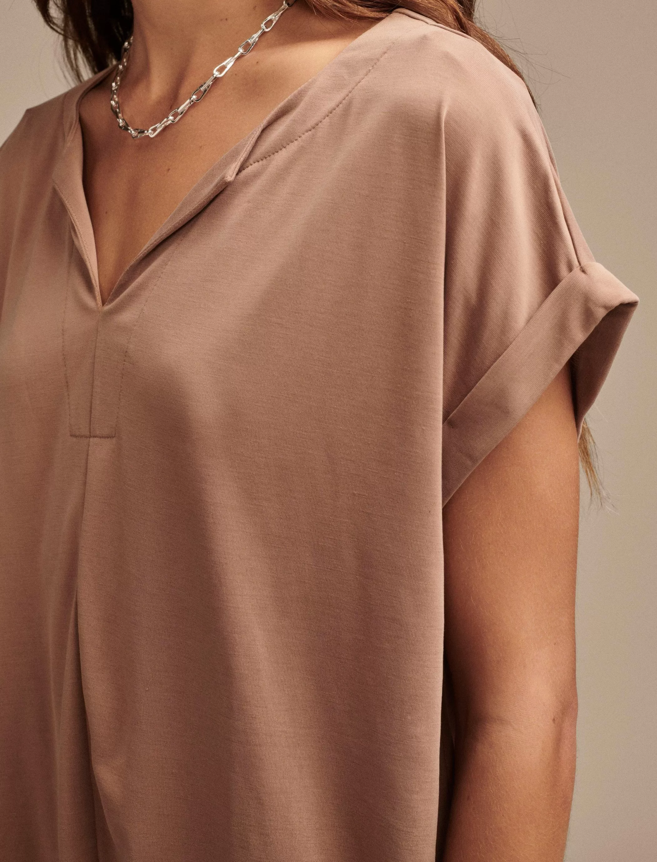 sandwash_notch_neck_tee_2-2.webp Lucky Brand Knit Tops*sandwash notch neck tee mocha mousse