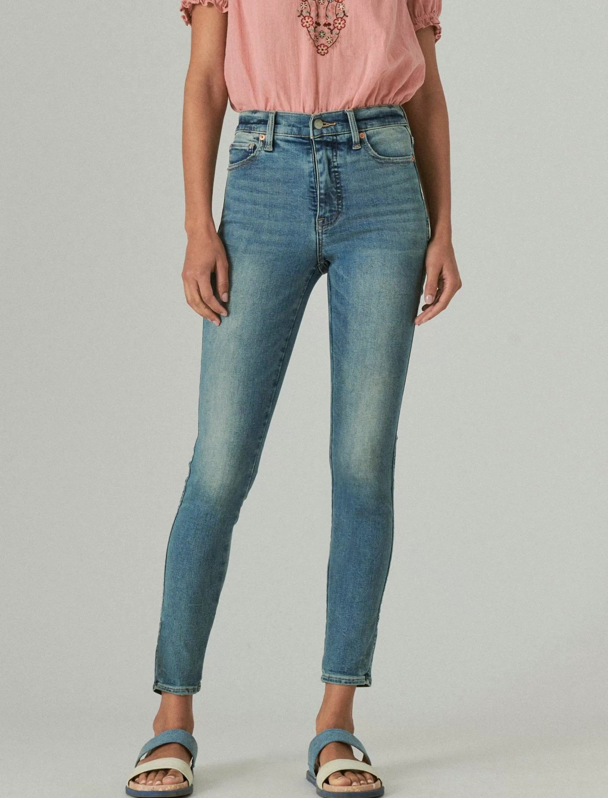 uni_fit_3.webp Lucky Brand Jeans | Skinny*uni fit involvment