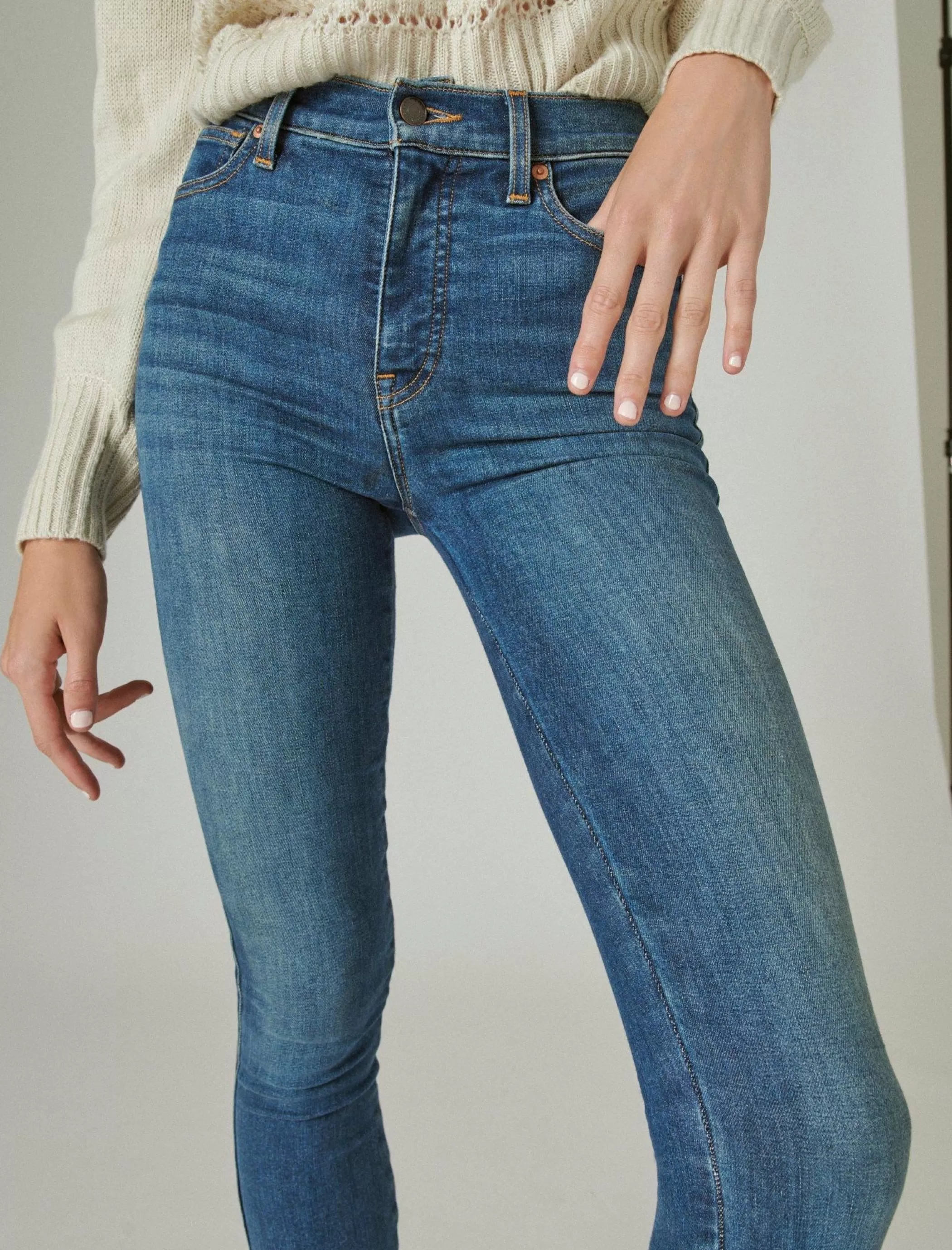 uni_fit_high_rise_skinny_jean_5-2.webp Lucky Brand Jeans | Skinny*uni fit high rise skinny jean confidence club
