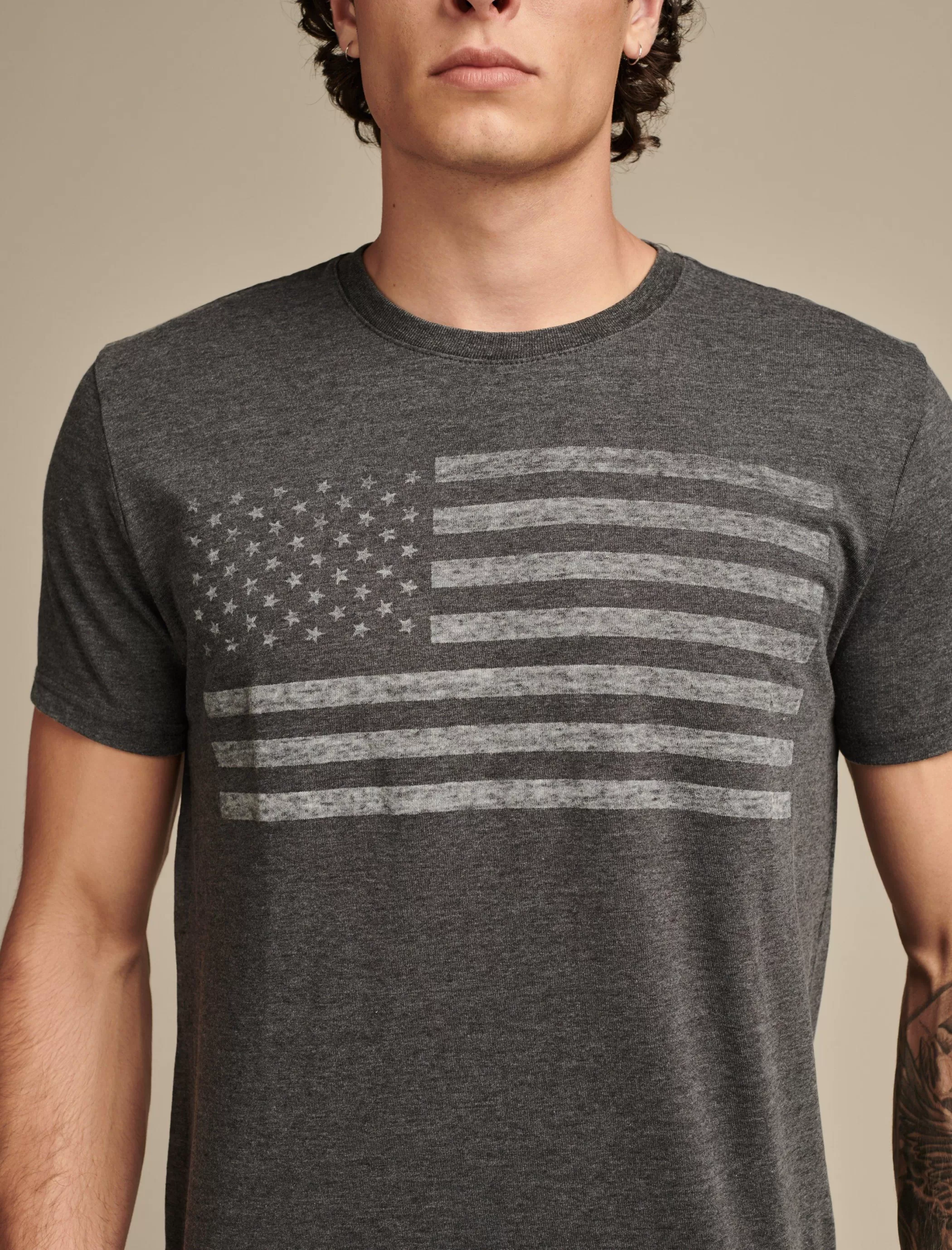 Lucky Brand Graphic Tees*usa flag tee jet black
